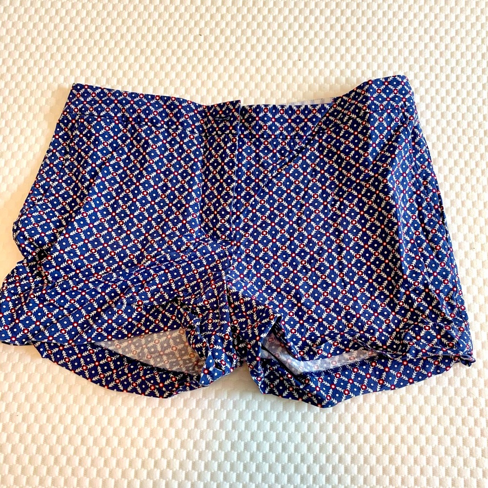 Brooks Brothers floral blue and red shorts